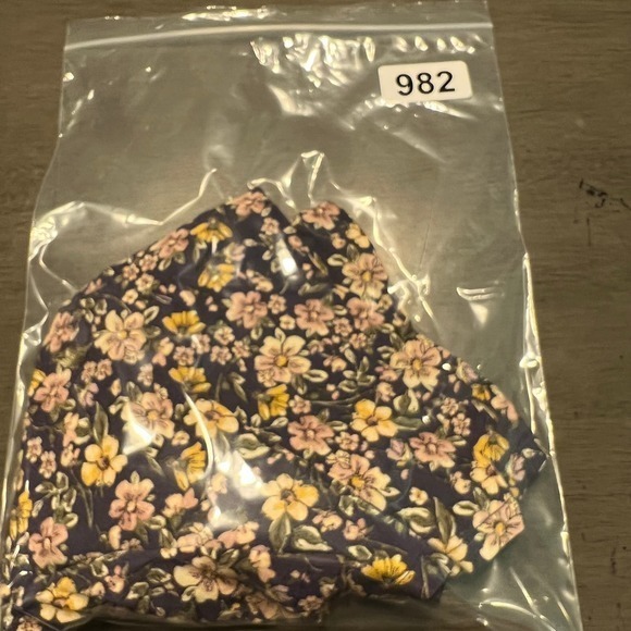 Elodie Womens Floral Skirt Size Large Mini Side Cut Out Side Zip - Picture 11 of 11